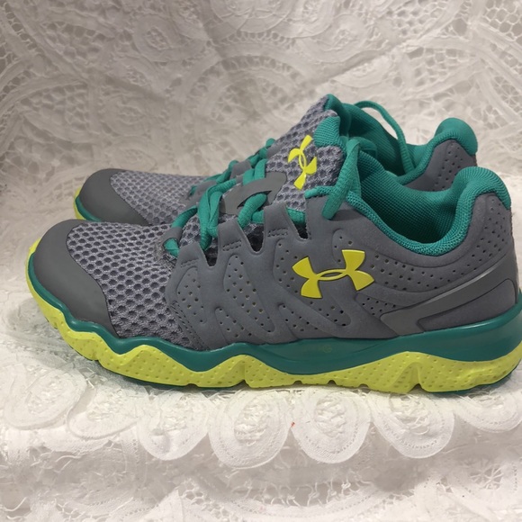 Under Armour Sneakers - Picture 3 of 6